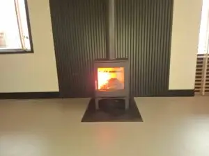 Dik Geurts Ivar 5 High voorkant brandend