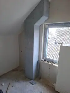 dubbelwandig rookkanaal omkokering 2e verdieping met versleping