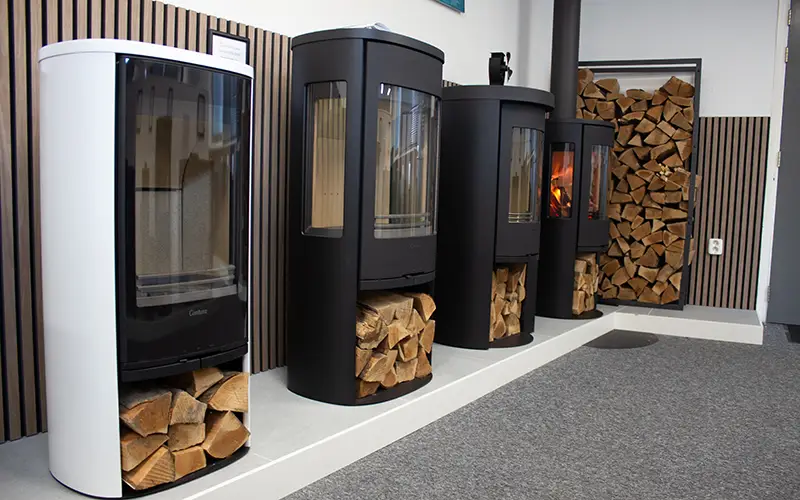 Contura brandend showroom