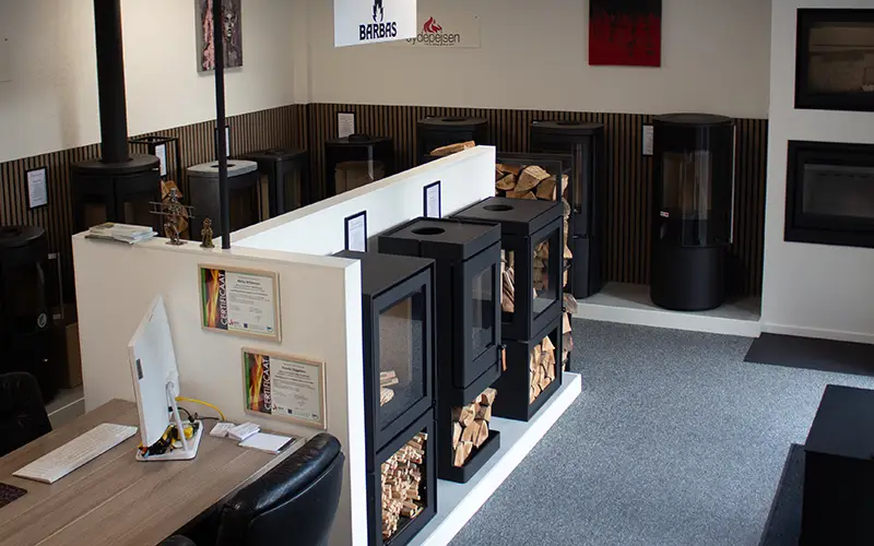 jydepejsen barbas showroom